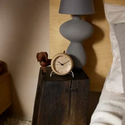 Arne Jacobsen Clocks AJ City Hall table clock, sandy Beige Best