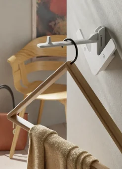 Design House Stockholm Arrow hanger, White Online