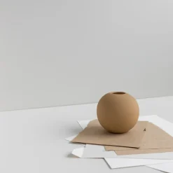 Cooee Design Ball vase peanut, 8 cm Beige Online