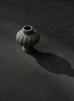 Louise Roe Balloon vase 20 cm, Sanded Grey