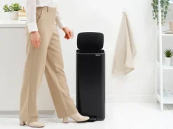 Brabantia Bo pedal bin 30 L, Matt Black Outlet