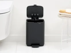 Brabantia Bo pedal bin 4 L, Mineral Infinite Grey Clearance