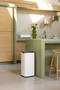 Brabantia Bo Touch Bin 30 L, White Hot
