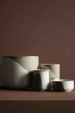 DBKD Calm pot Ø23 cm, Beige-brown BrownBeige Sale