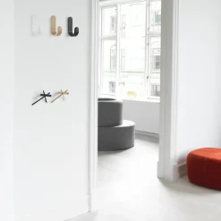 Normann Copenhagen Curve hook, Black