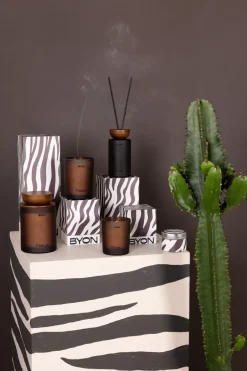 Byon Fumage scented candle, 55 h Brown Clearance