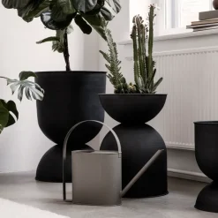 Ferm Living Hourglass flower pot large Ø50 cm, -dark grey Black Sale