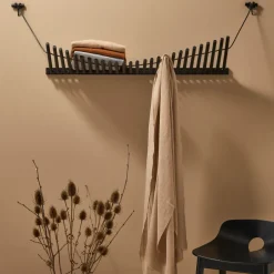 Woud Knaegt hanger, painted oak Black