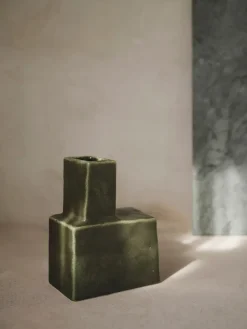 Ferm Living Koa vase H20, Dark sage Green