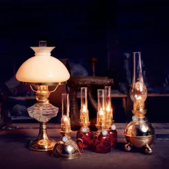 Karlskrona Lampfabrik Koholmen paraffin lamp, roby Red Online