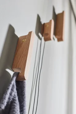 Andersen Furniture Multi Hooks hook set of 3, Oak Brown New