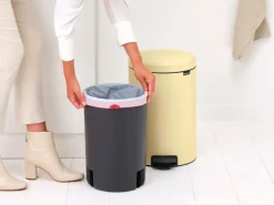 Brabantia New Icon pedal bin 20 liter, Mellow Yellow Online