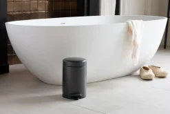Brabantia New Icon pedal bin 3 liter, Confident Grey New