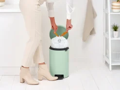 Brabantia New Icon pedal bin 12 liter, Jade Green