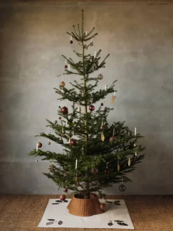 Ferm Living Oak Christmas tree rug 120x120cm, Natural Beige New