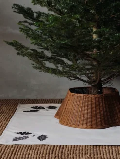 Ferm Living Oak Christmas tree rug 120x120cm, Natural Beige New
