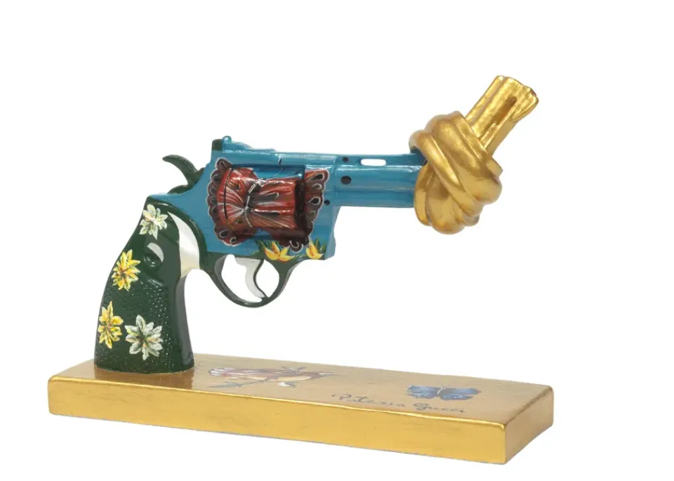 Non Violence P Gucci for Peace decoration 30 cm, Multi Hot