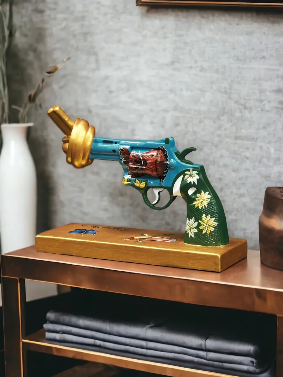 Non Violence P Gucci for Peace decoration 19 cm, Multi Best