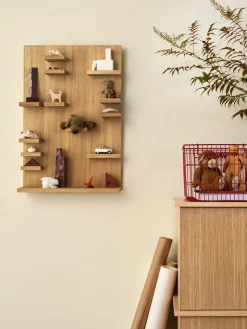 Ferm Living Parade wall-mounted shelf 60 cm, Oiled oak Brown New