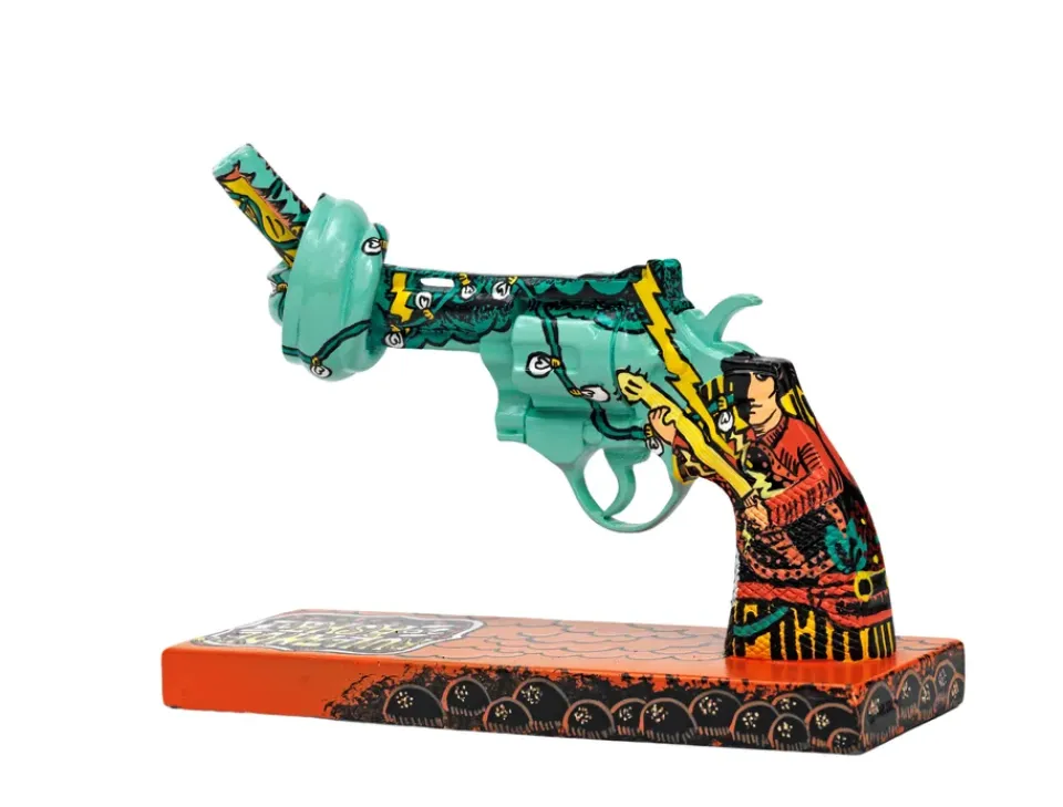 Non Violence Peace n Luv decoration 19 cm, Multi Outlet