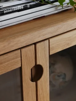 Stolab Prio display cabinet, Oak natural oil with lighting Beige Clearance