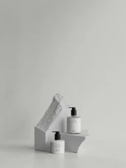 Blomus Satomi hand soap 500 ml, Fuji tea White Online