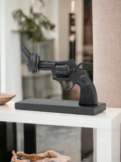 Non Violence Soft 19 cm, Black Best