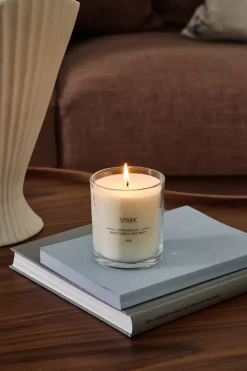 Scandi Essentials Spark scented candle, 260 g White Hot