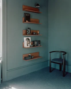 New Works Tana wall shelf 75 cm, Walnut Brown Outlet