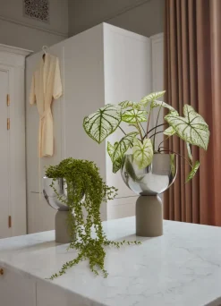 AYTM Torus flower pot Ø22 cm, Silver-taupe BeigeSilver-coloured Outlet