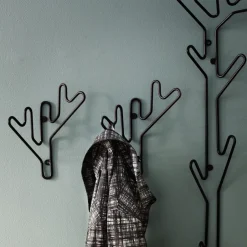 Maze Twig coat hanger, Black Clearance