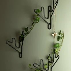 Maze Twig coat hanger, Black Clearance