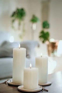 Uyuni Lighting Uyuni LED Block candle Ø10.1 cm, 20.3 cm White