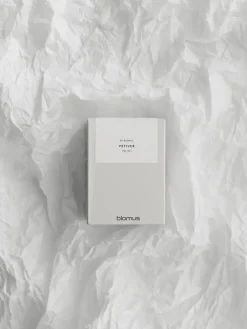Blomus Vaola Scented Candle Vetiver, L, 45 H Grey Online