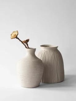 Tell Me More Veneto urn, White Best