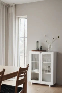 1898 Vidja low display cabinet, White Online