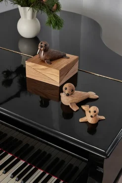 Spring Copenhagen Wally walrus decoration, Oak Brown Clearance