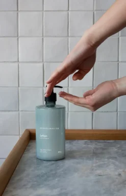 Skandinavisk ØY hand & body lotion, 500 ml Blue Sale